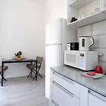 Kierunek Deluxe Ii Królowej Jadwigi 7 *